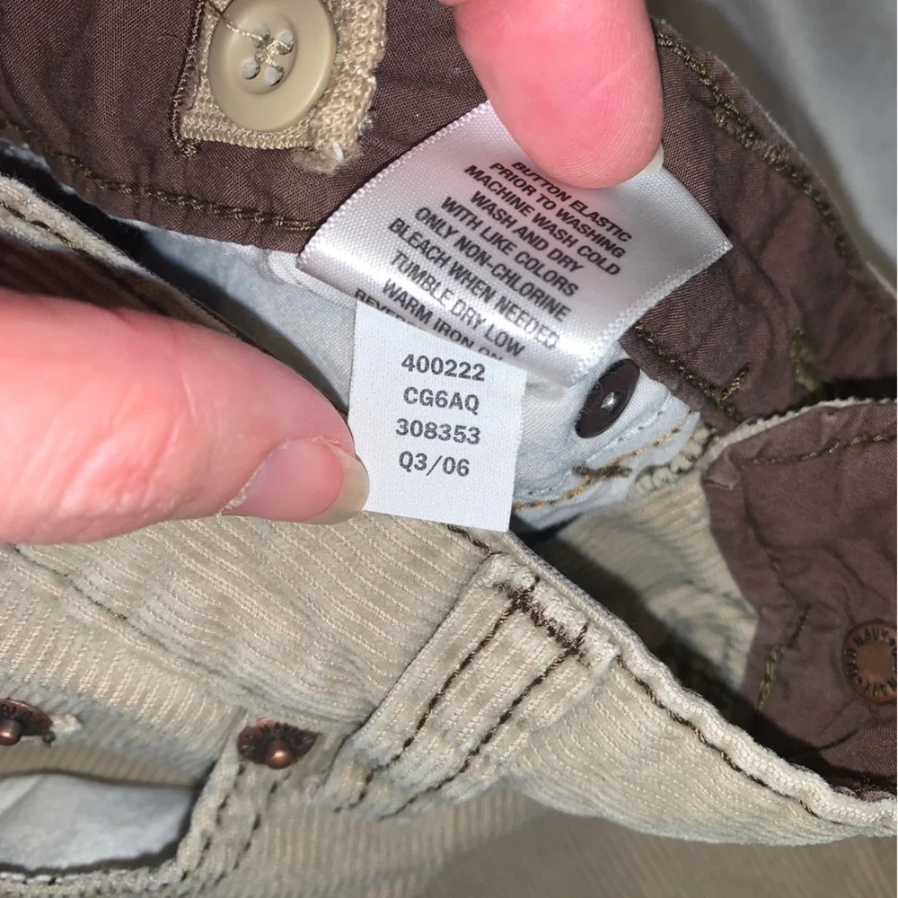 Old navy vintage Y2K khaki tan wide leg corduroy baggy pants size 8
